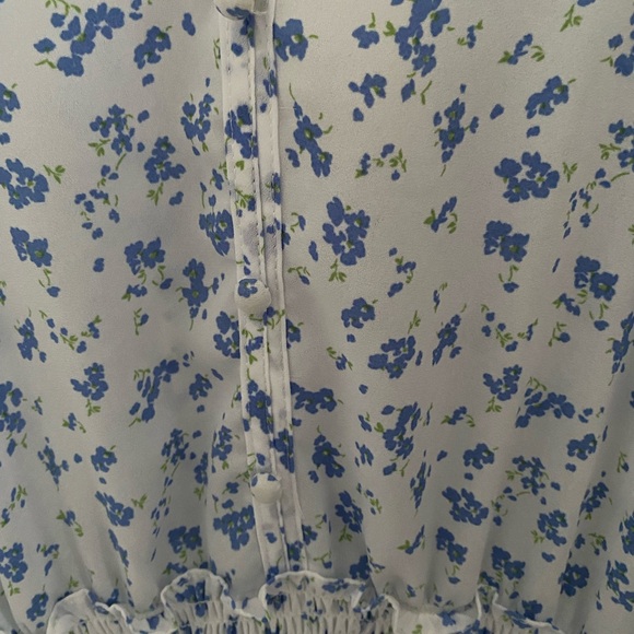 NWT Sienna Sky Floral Dress - Picture 3 of 6